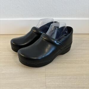 Dansko Women Black  Leather Professional Work Clogs Size EU 40 US 9 9.5